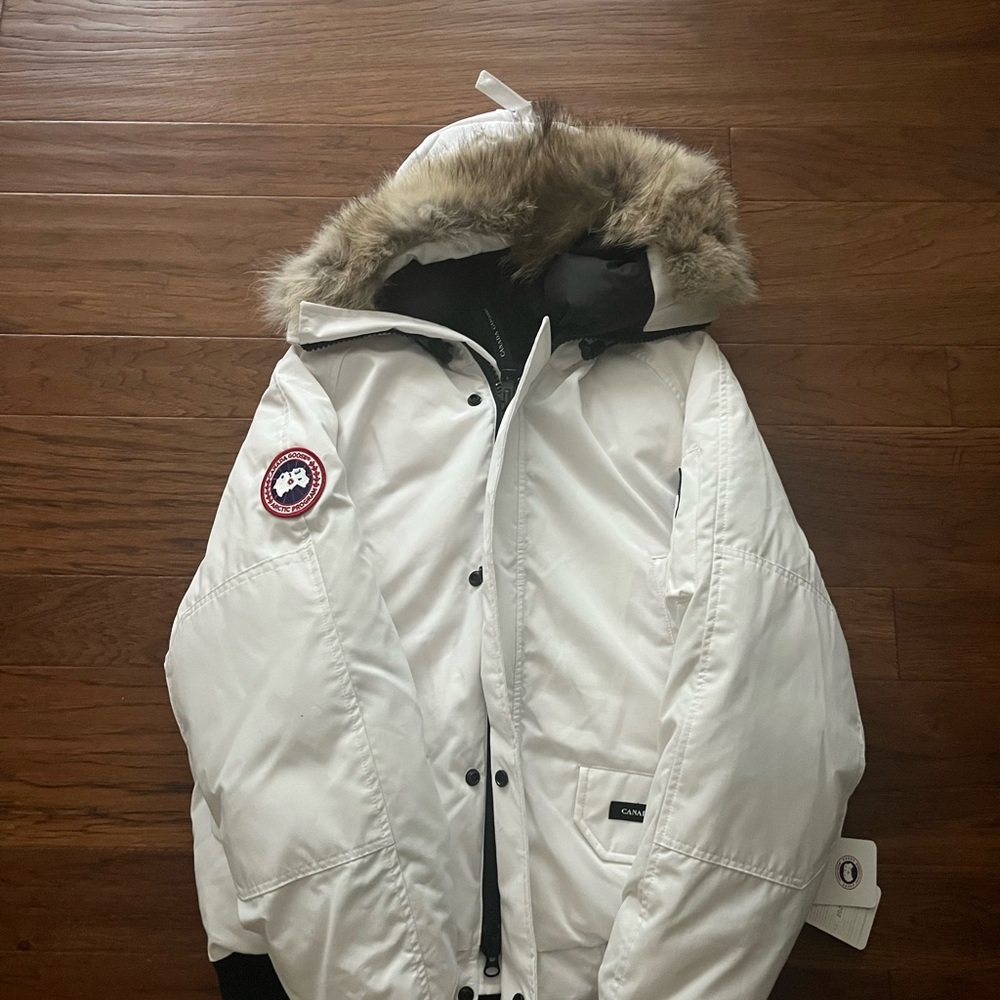 Canada Goose Arctic White Jacket with Fur Hood